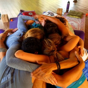 student-hugs-with-deep-connections-formed-during-our-200-hour-yoga-teacher-training-in-bali