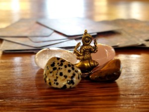 crystal healing during our 2026 immersive yin yoga & tcm program