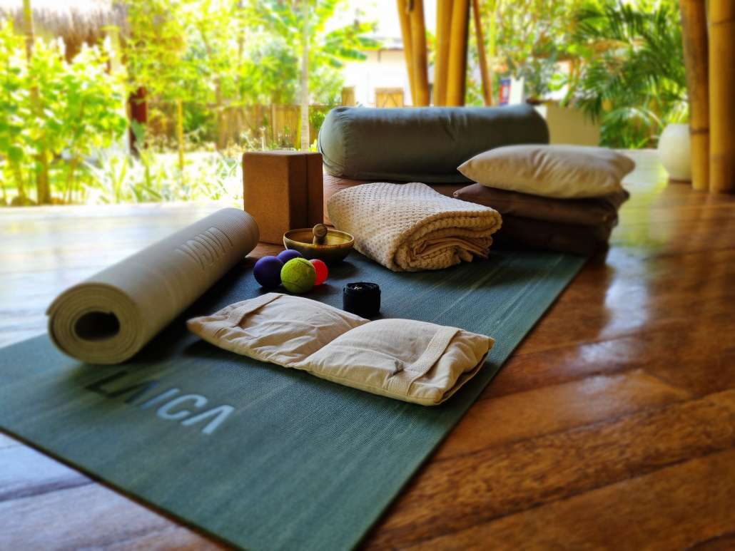 the yoga garden lembongan props available