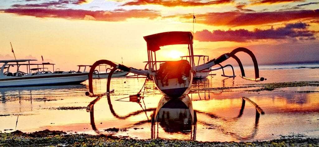 akirayoga based on nusa lembongan holistic yoga teacher training at the yoga garden akirayoga based on nusa lembongan holistic yoga teacher training at the yoga garden